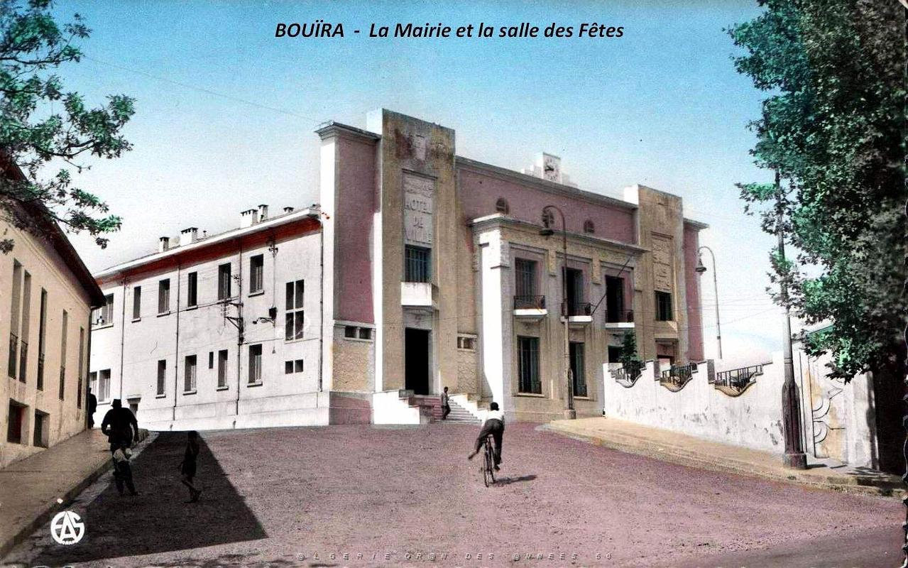 Bouira - Mairie et Salle des Fetes.jpg